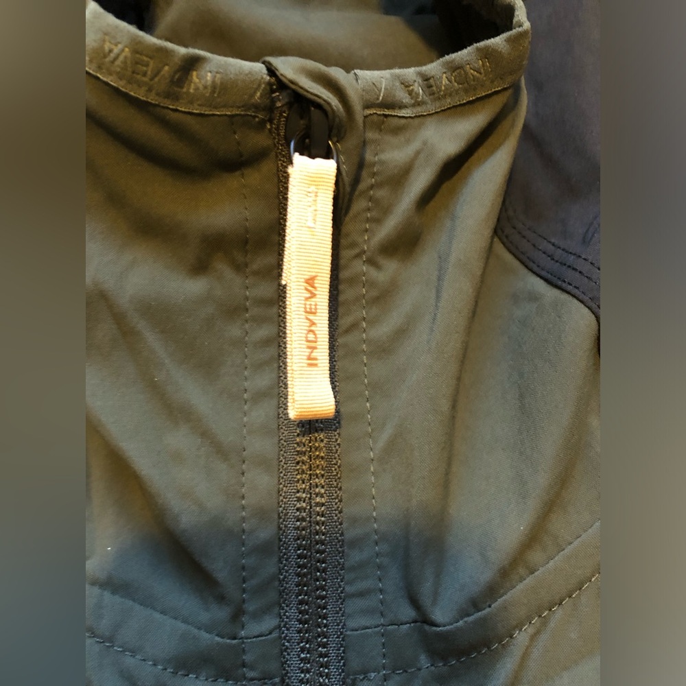 Indygena Cangur Women's Black & Olive Hooded Vest Wind Resistant - Picture 11 of 16
